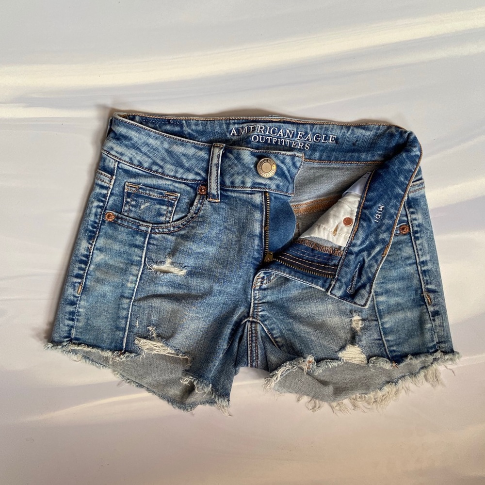 American eagle midi shorts